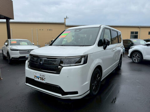 ステップワゴンスパーダ　ｅ：ＨＥＶプレミアム