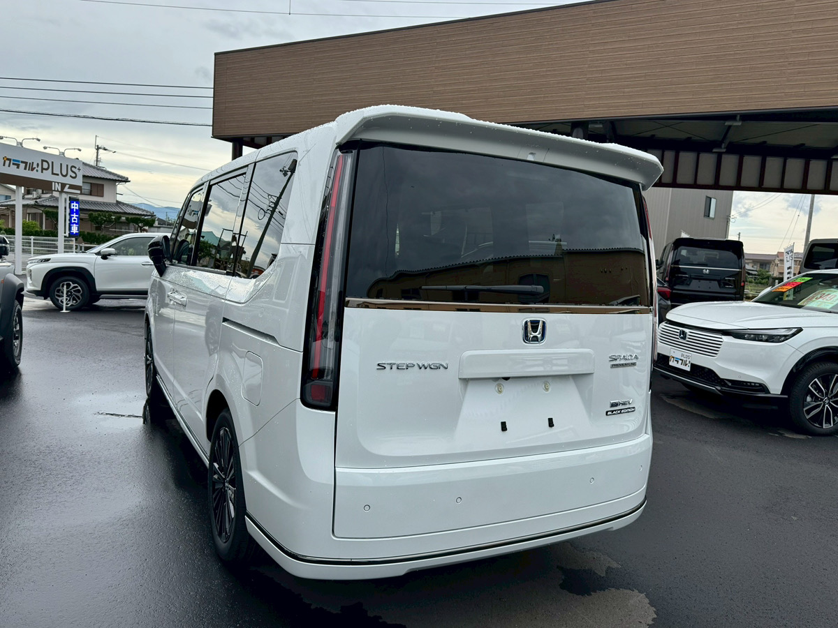 ステップワゴンスパーダ　ｅ：ＨＥＶプレミアム