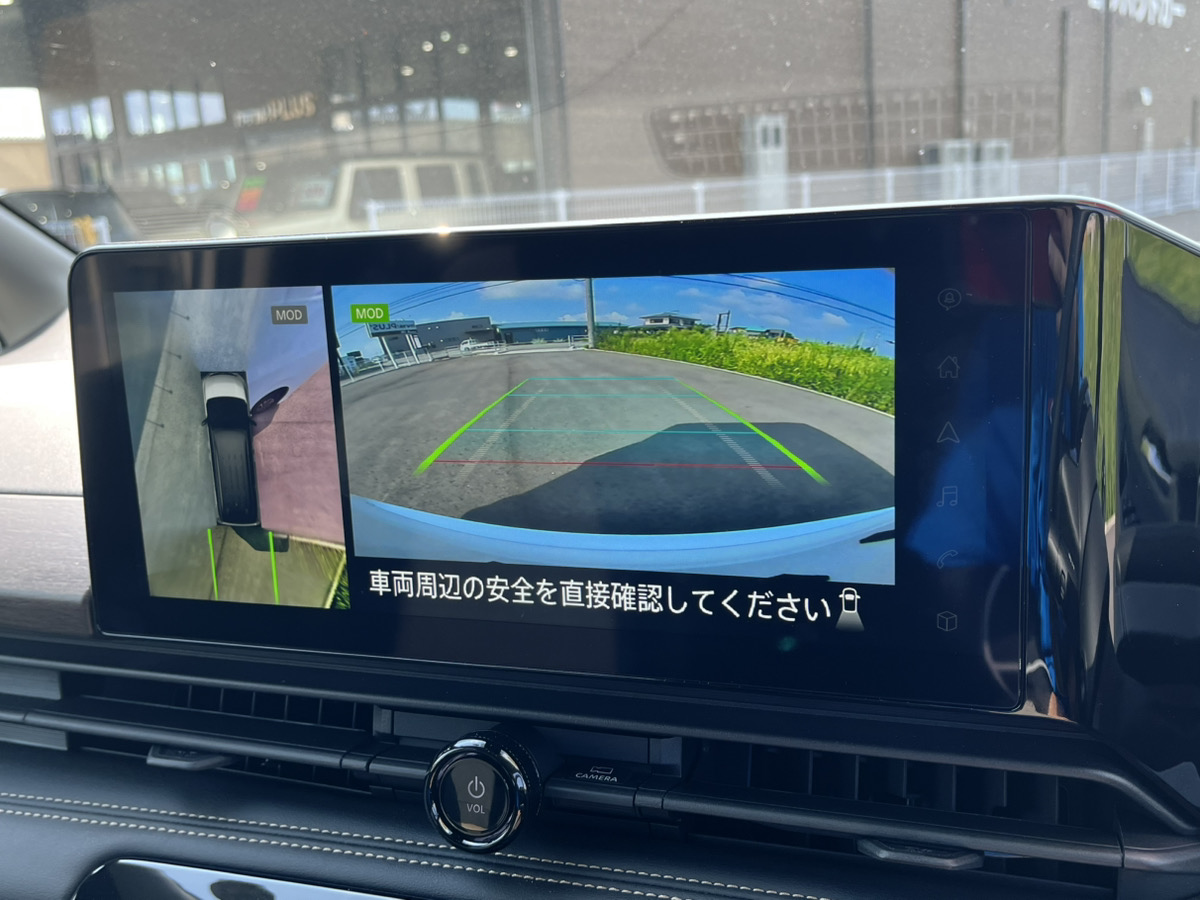 セレナ　ēパワー　ハイウェイスターV　8人乗り