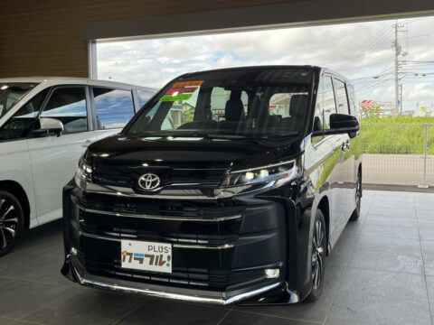 新型　ノア　ハイブリッドS-Z　