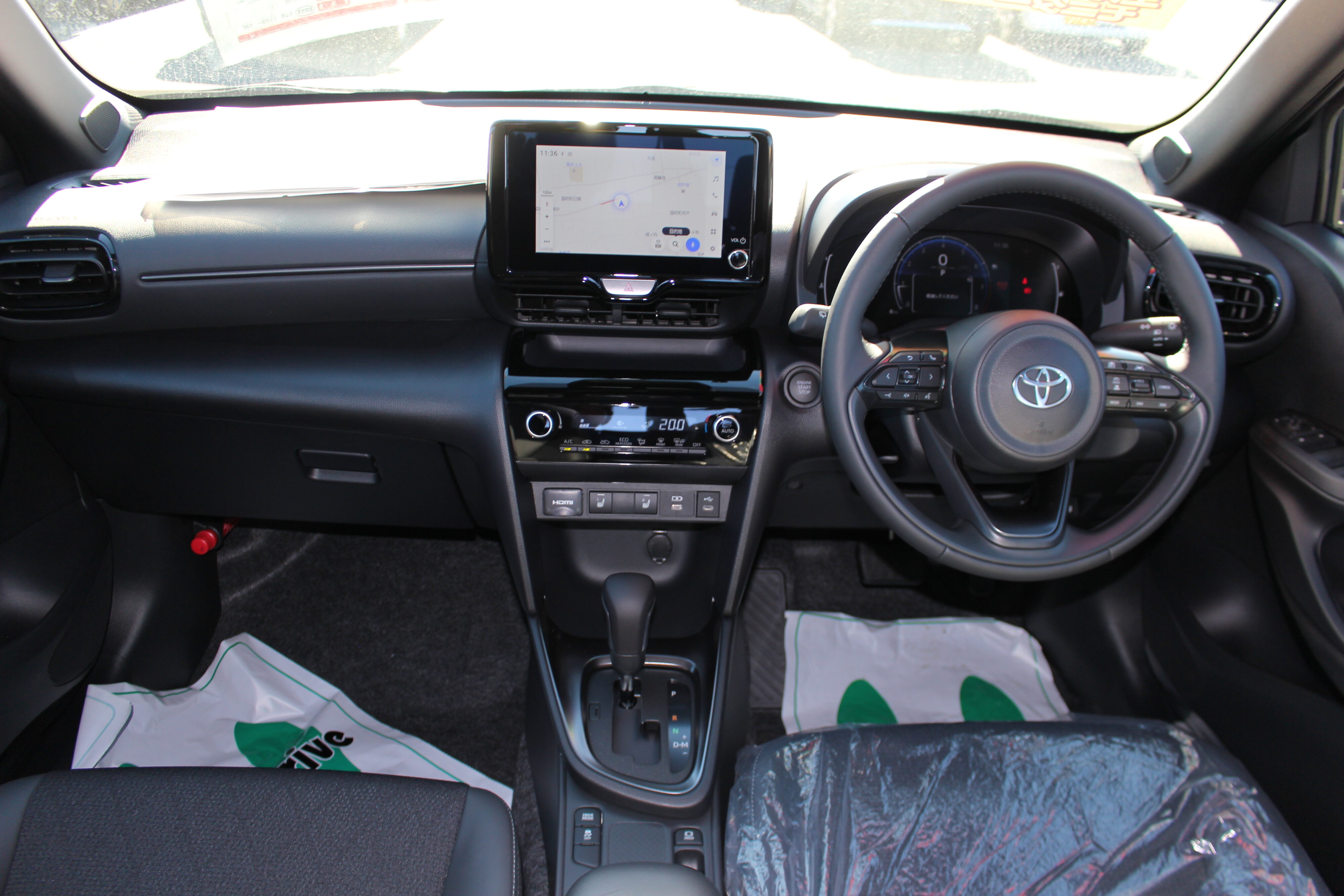 ヤリスクロス　Z　ディスプレイオーディオ付