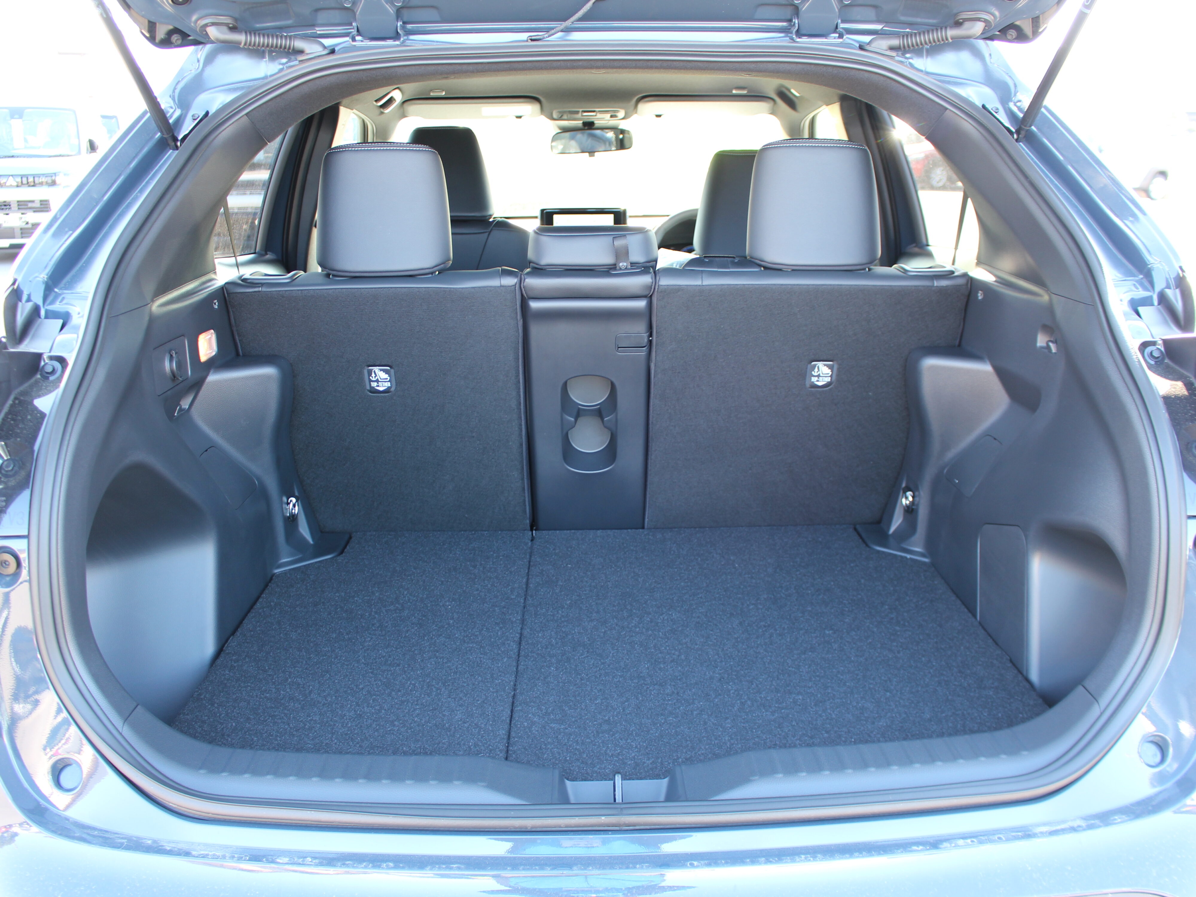 ヤリスクロス　Z　ディスプレイオーディオ付