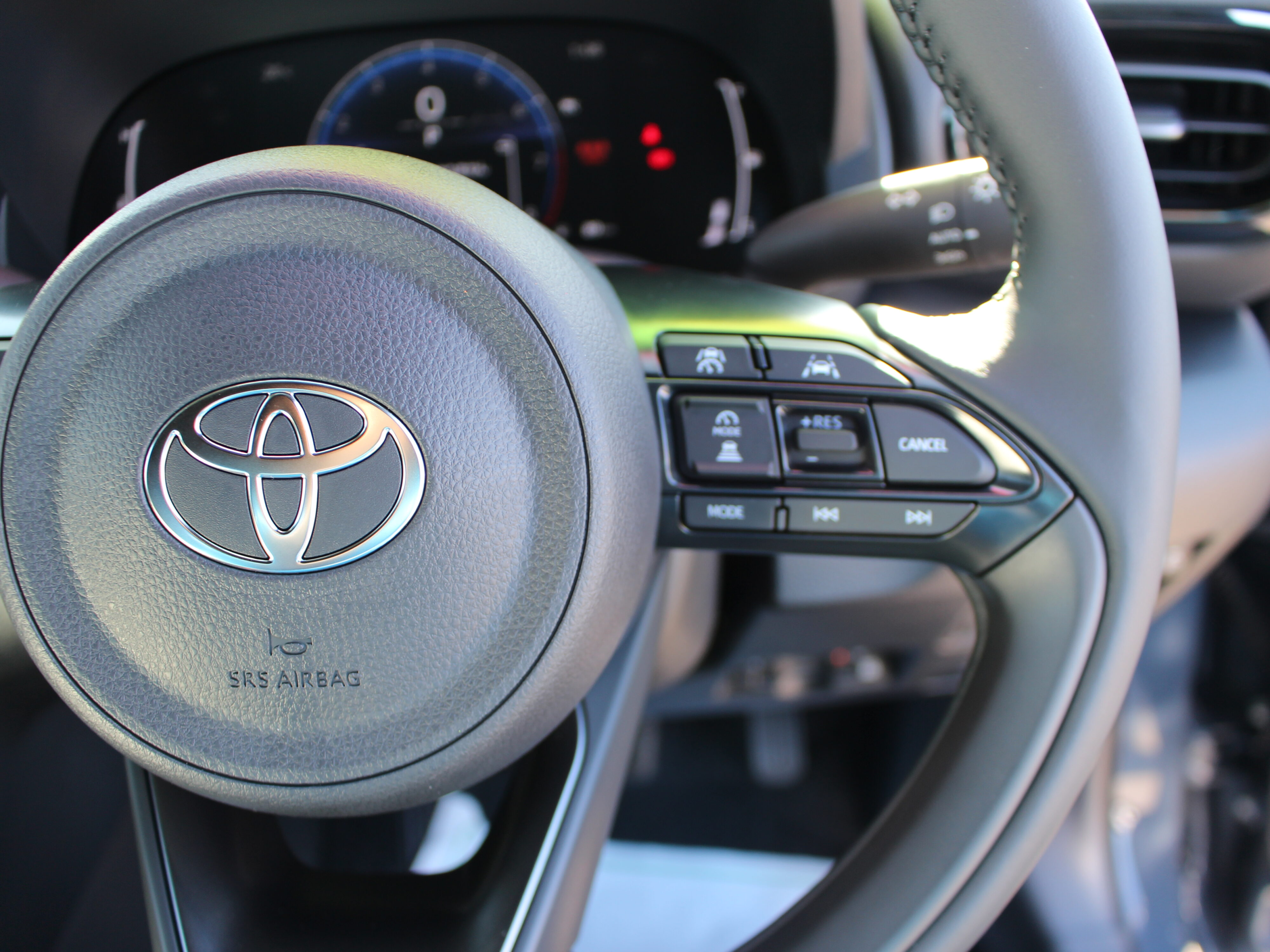 ヤリスクロス　Z　ディスプレイオーディオ付