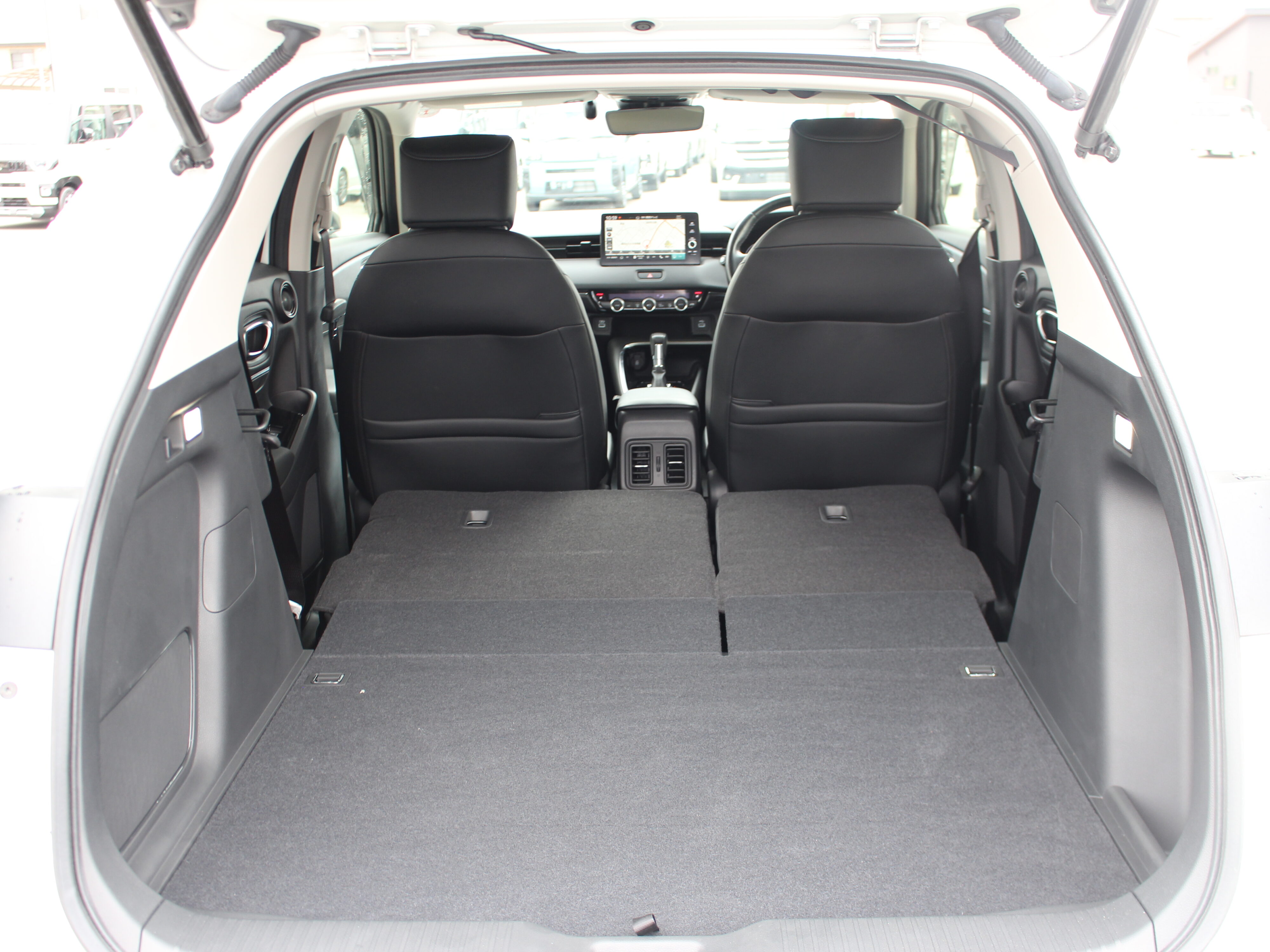 ヴェゼル　e-HEV  Z