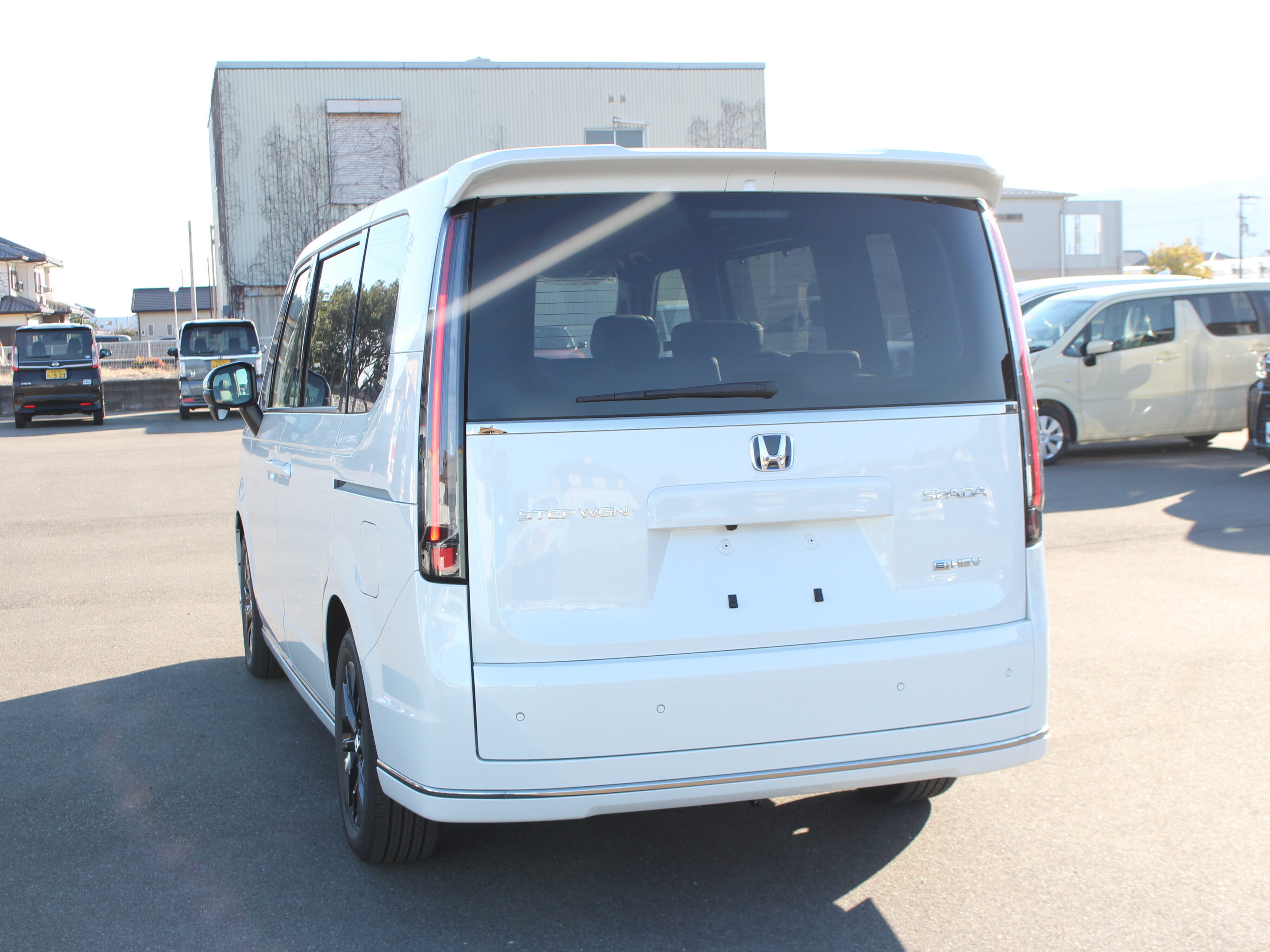 ステップワゴンスペーダ　e-HEV　7人乗り