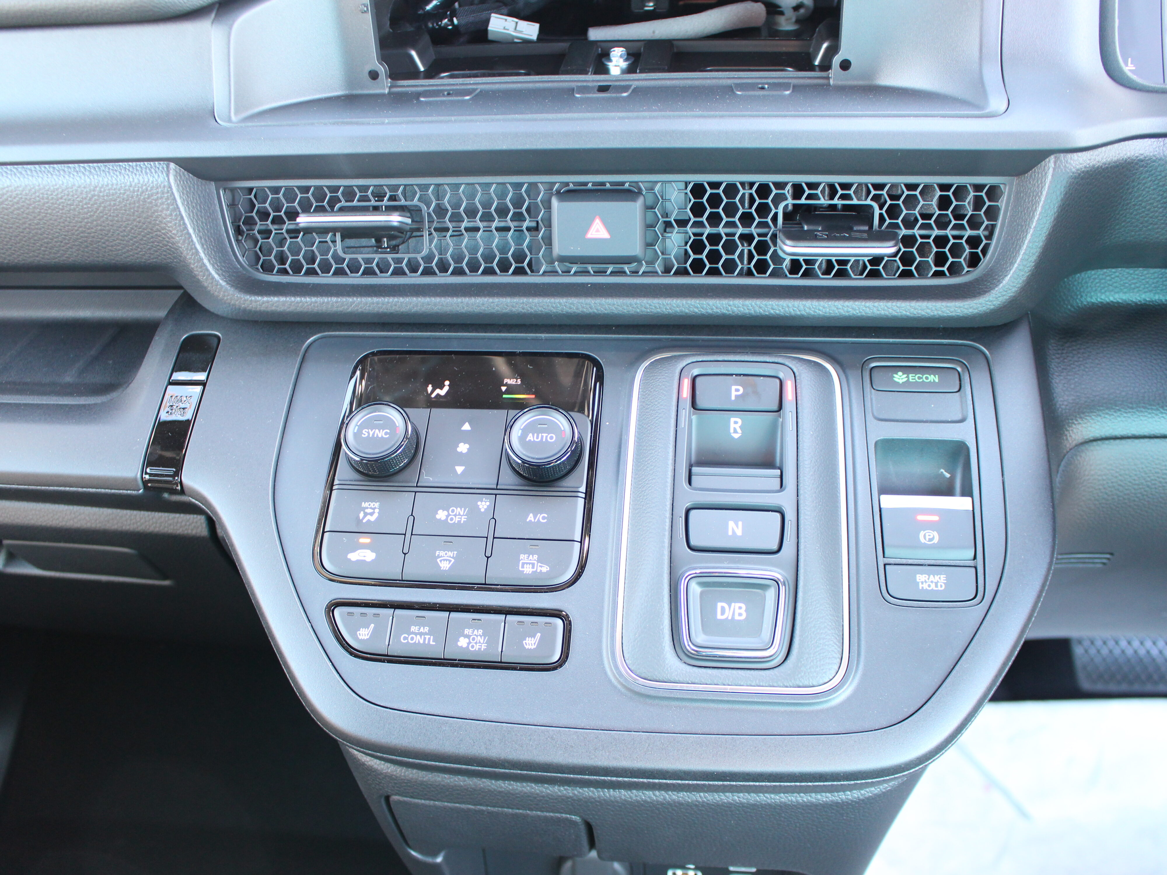 ステップワゴンスペーダ　e-HEV　7人乗り