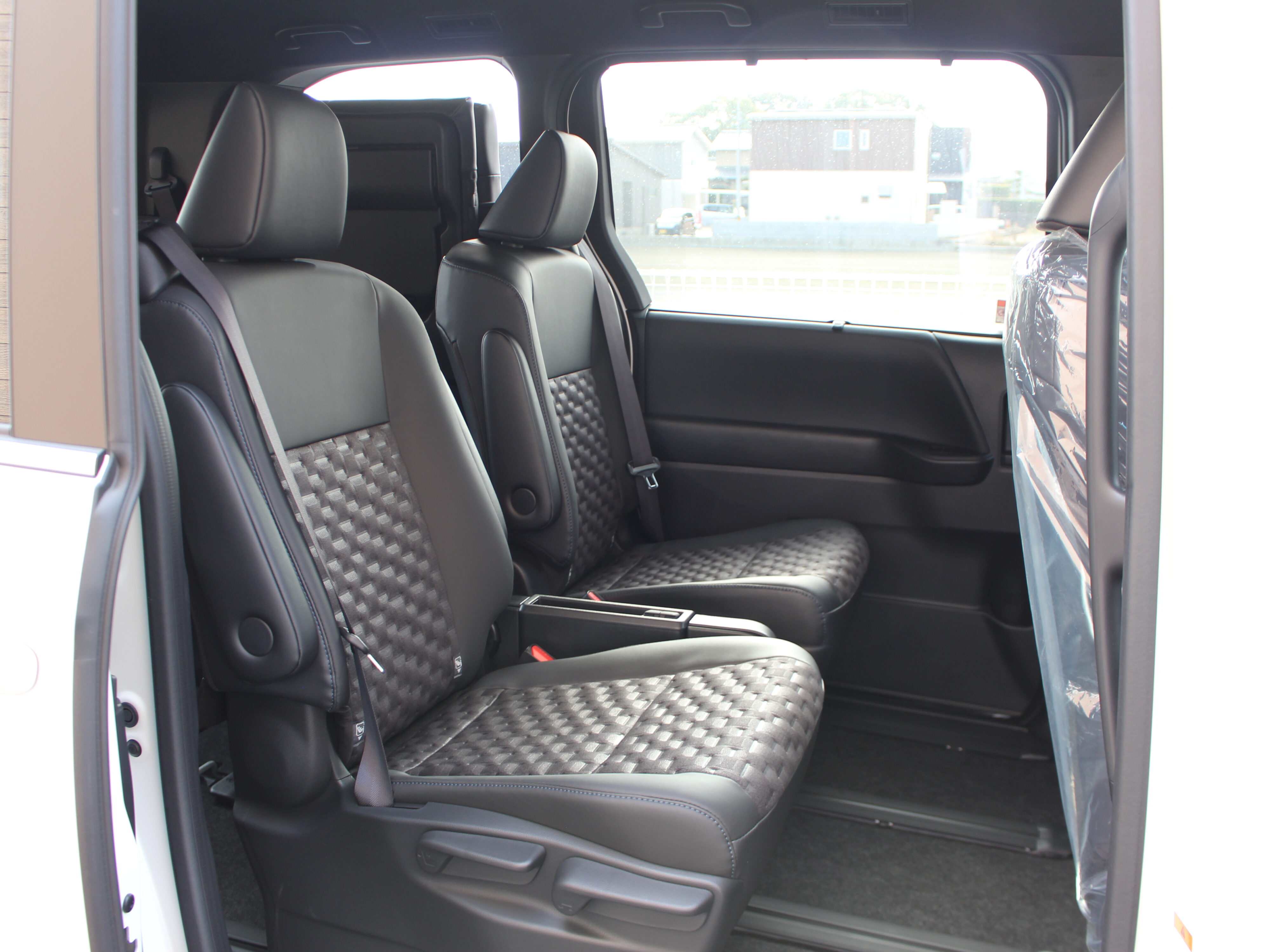 ヴォクシー　S-Z　7人乗り