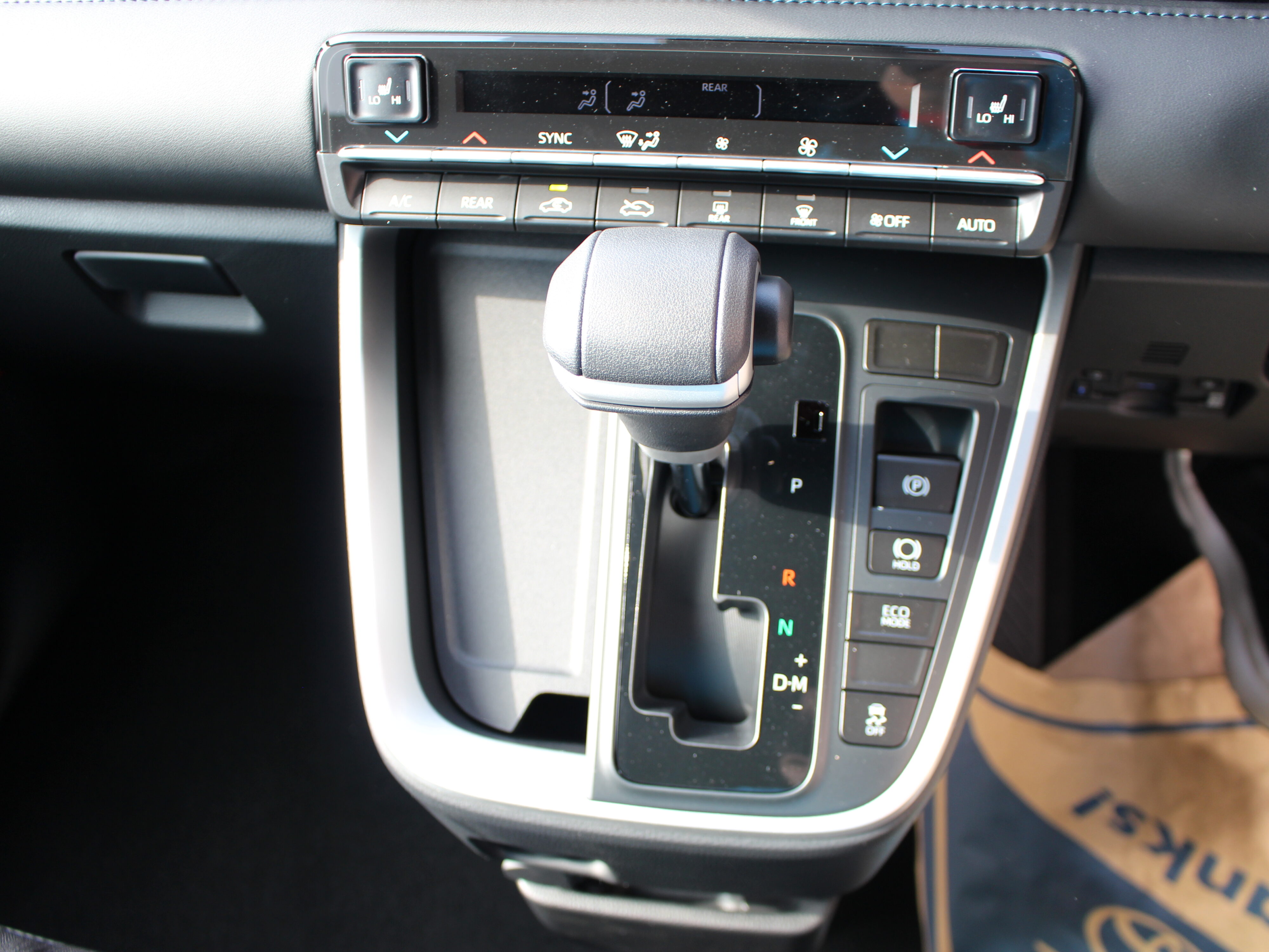 ヴォクシー　S-Z　7人乗り