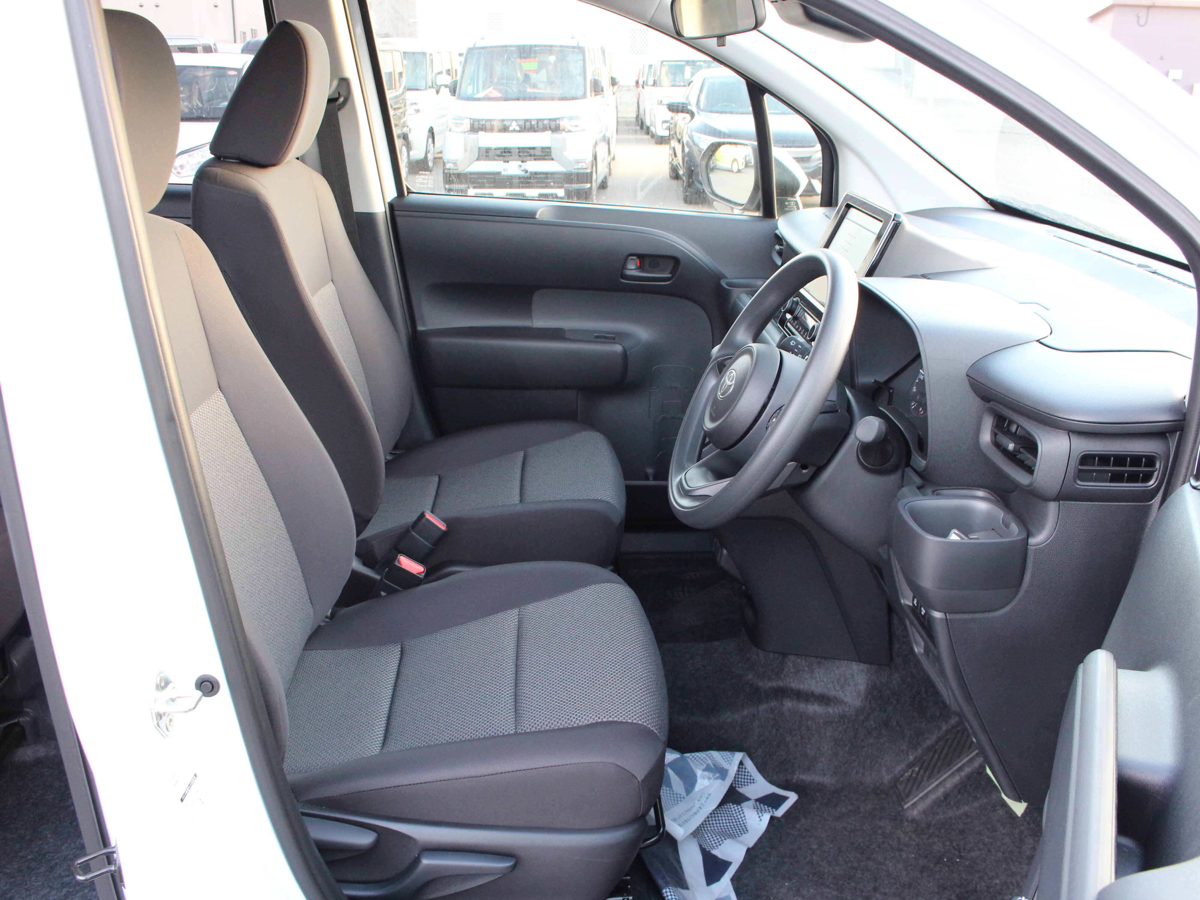 シエンタ　ハイブリットX