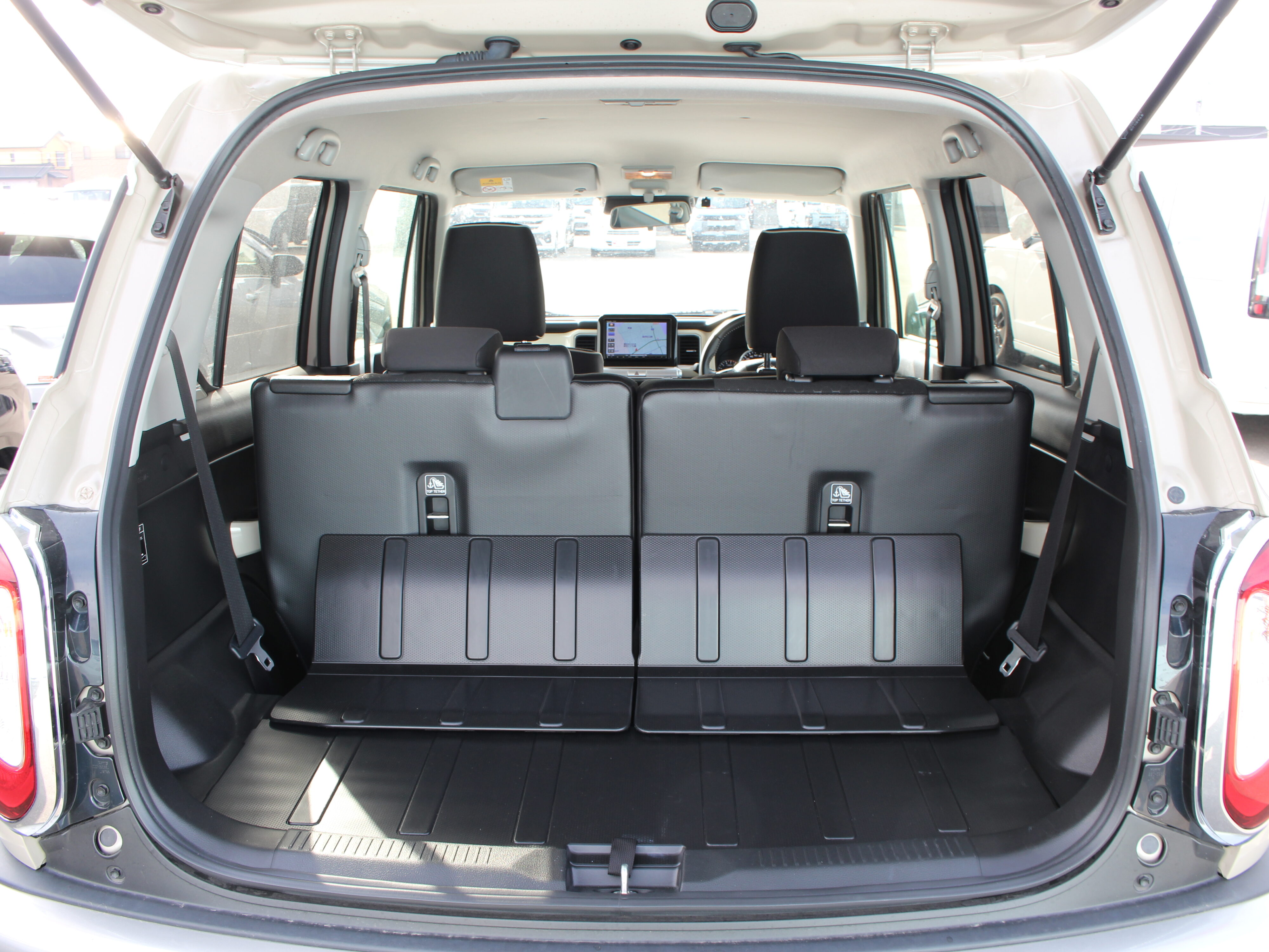 ｸﾛｽﾋﾞｰ　HB　MZ