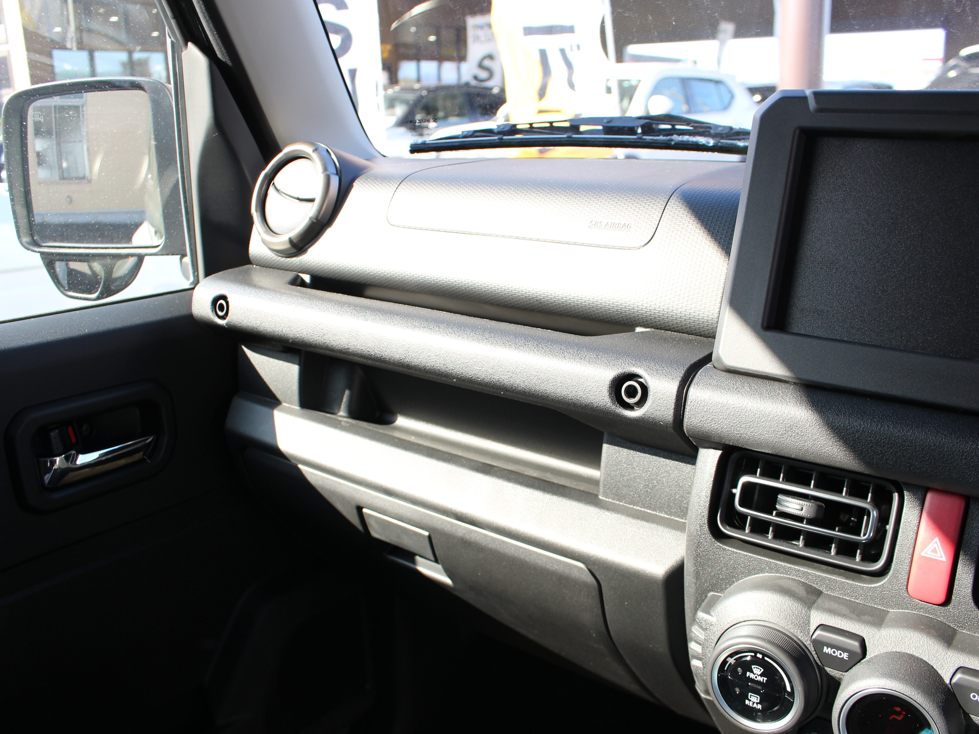 ジムニーシエラ　JC　４WD　AT