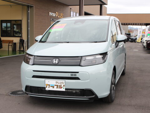 フリード　AIR　EX　６人乗り