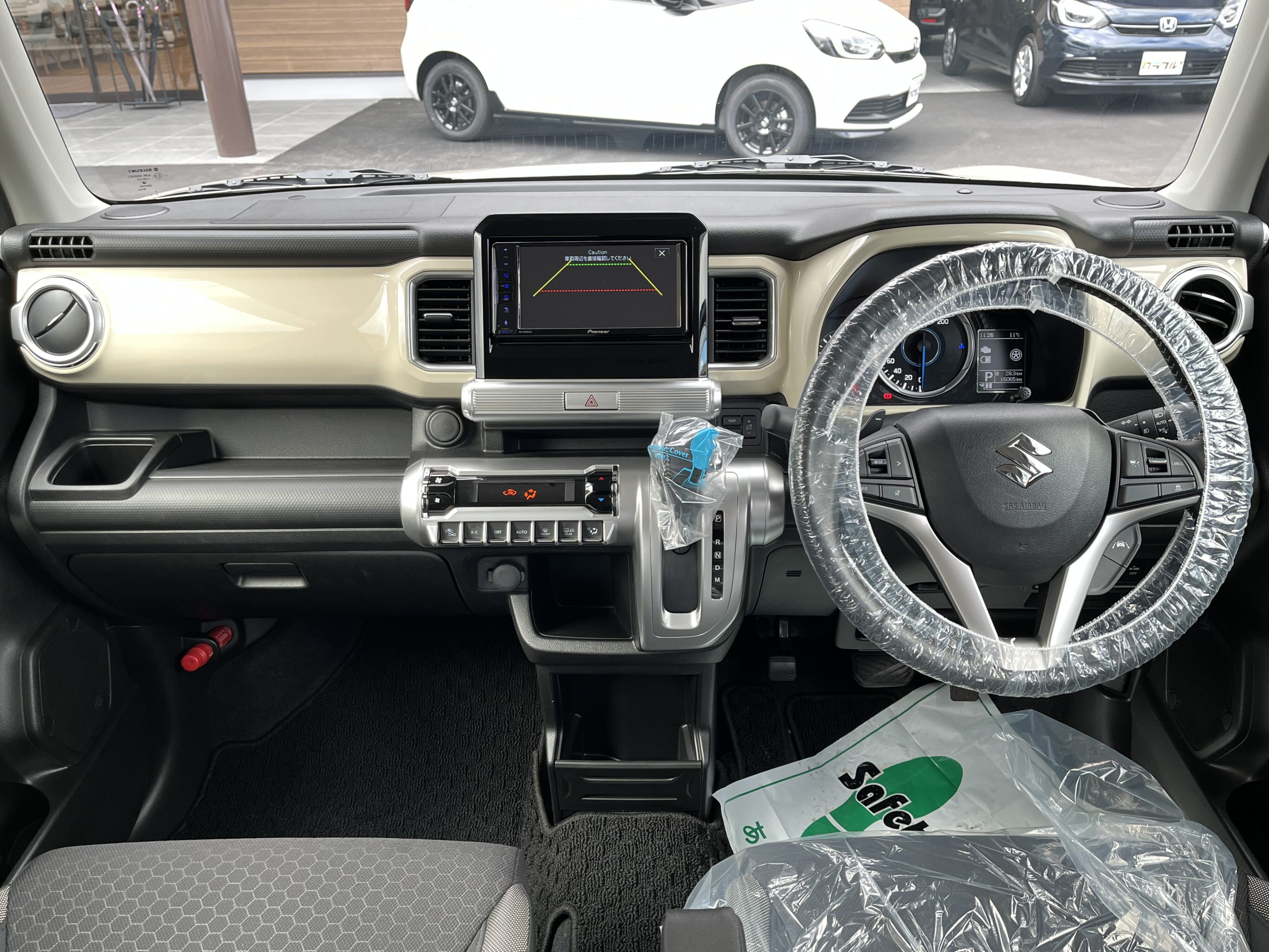 クロスビー　ハイブリット　MZ