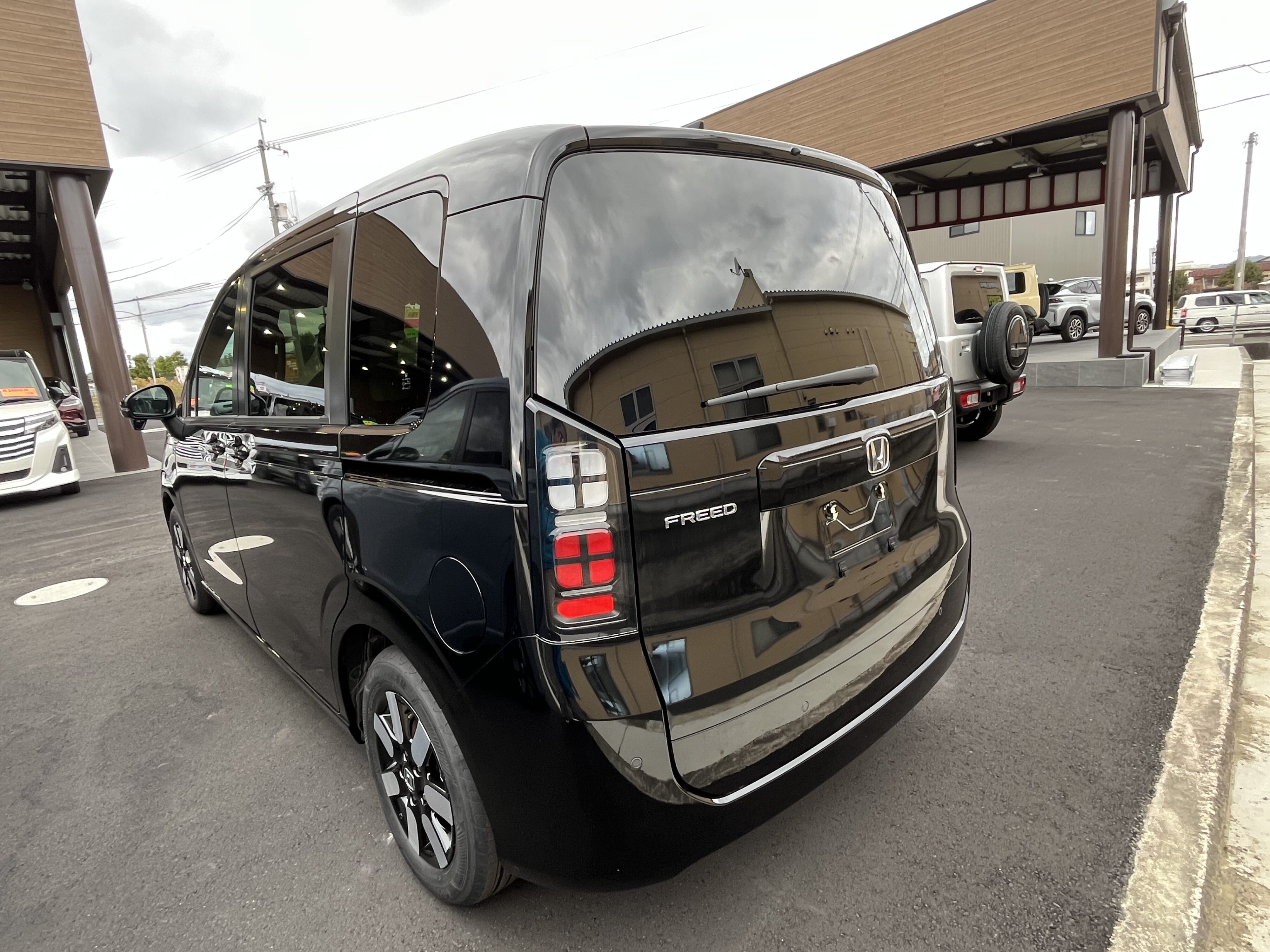 フリード　AIR　EX　６人乗り