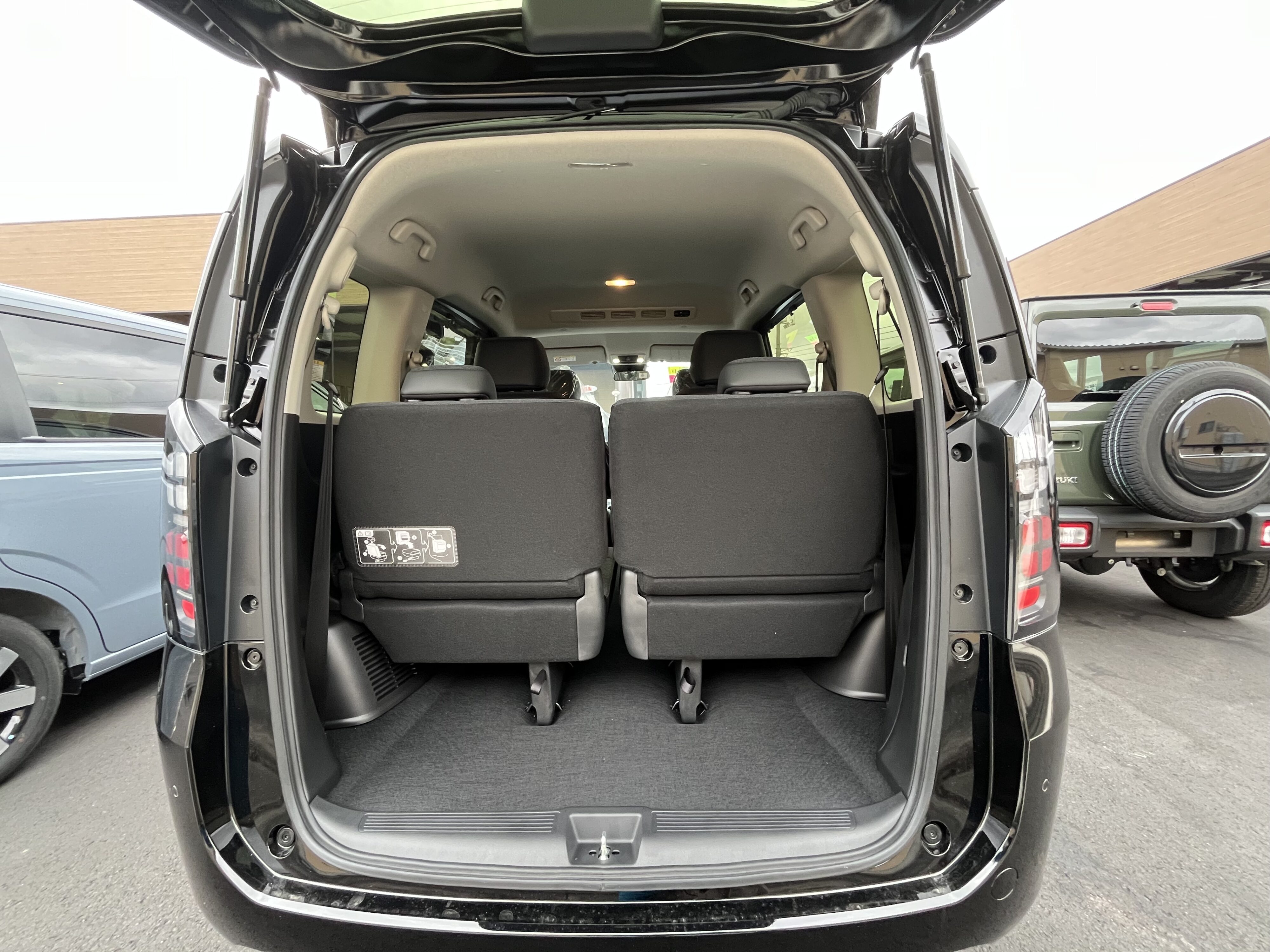 フリード　AIR　EX　６人乗り