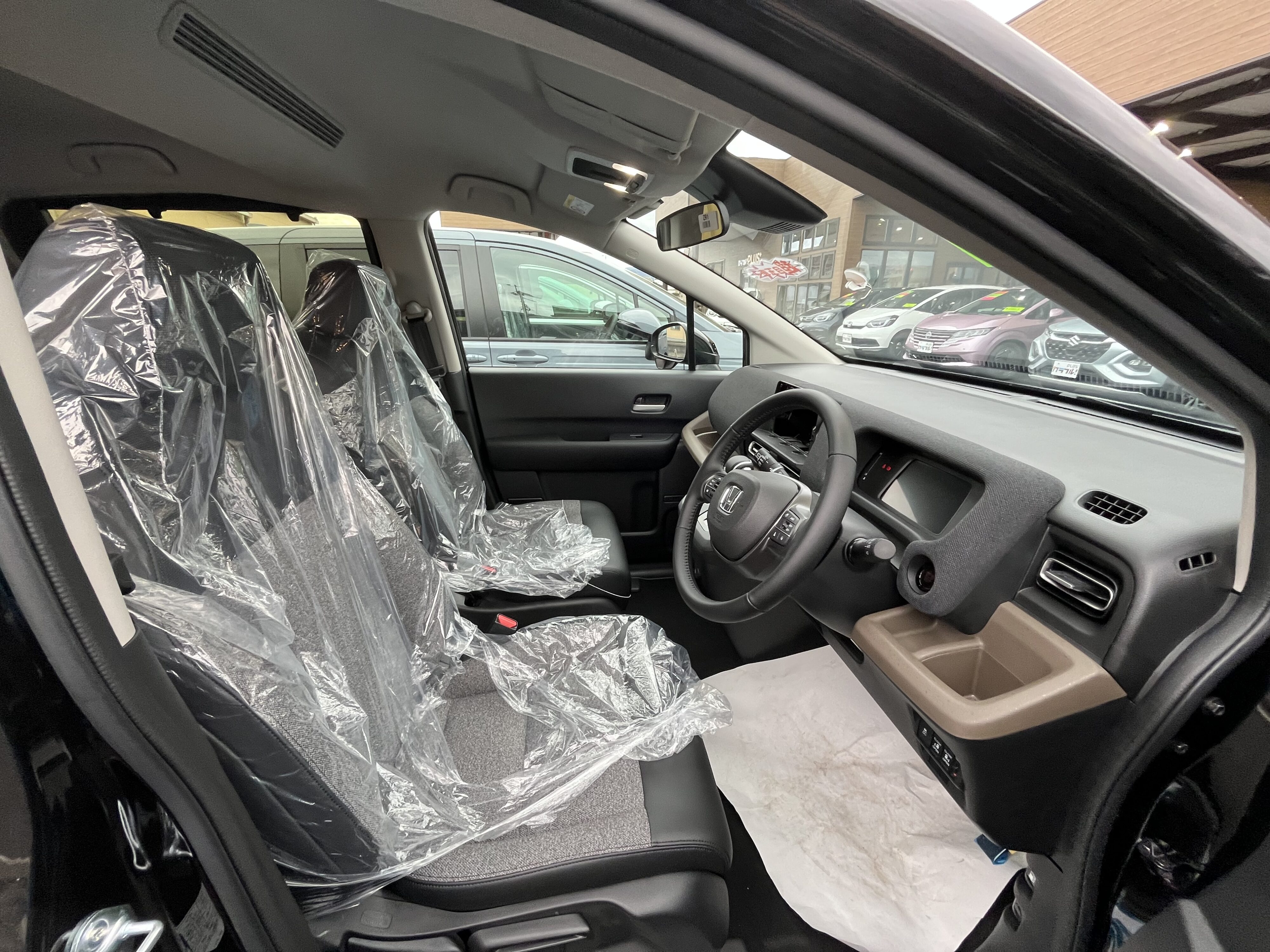 フリード　AIR　EX　６人乗り