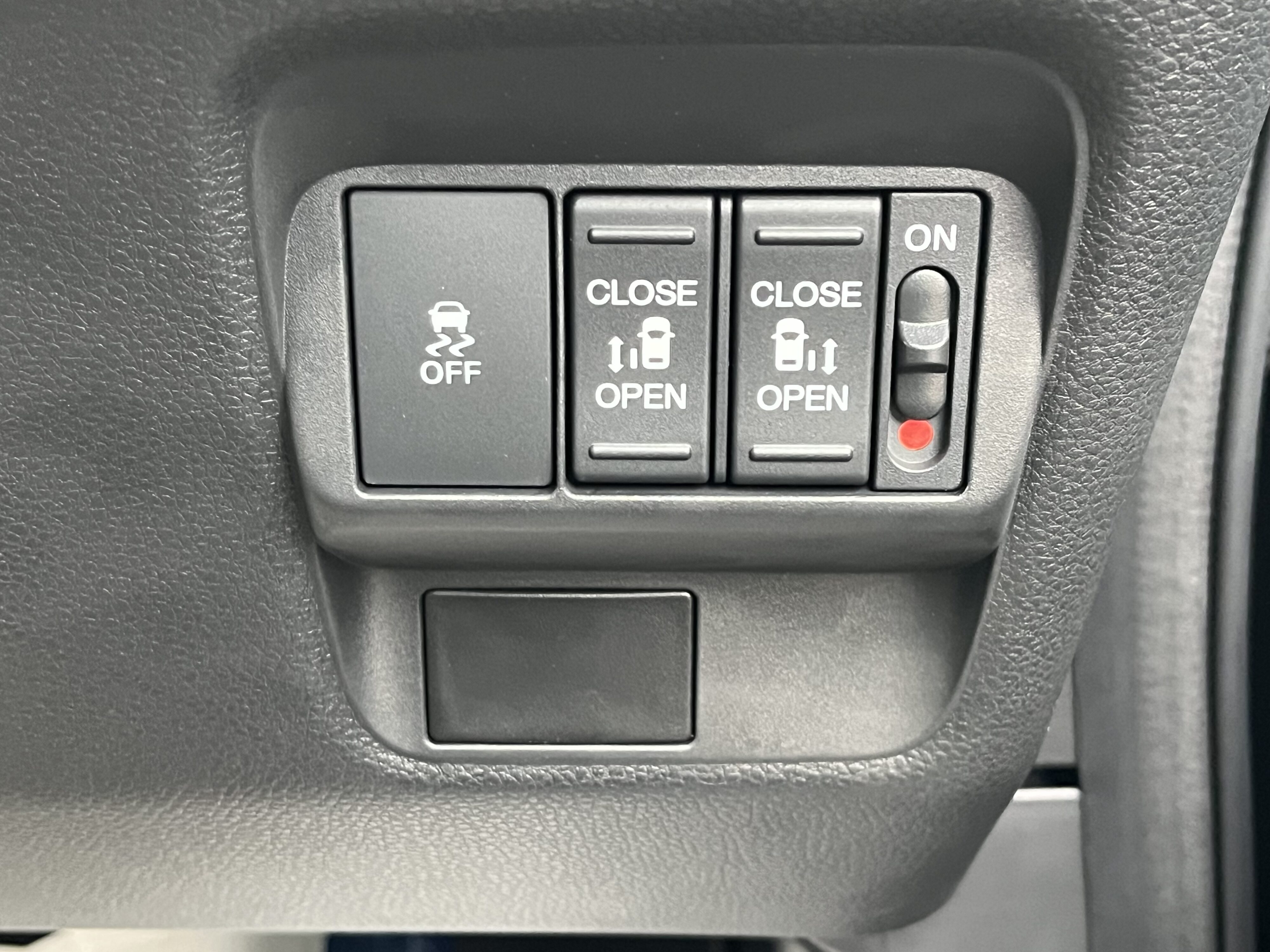 フリード　AIR　EX　６人乗り