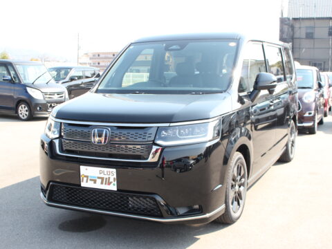 ステップワゴンスパーダ　ｅ：ＨＥＶ　純正9インチナビ付