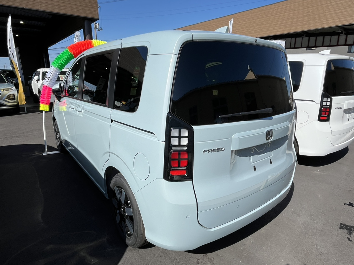 フリード　AIR　EX　６人乗り