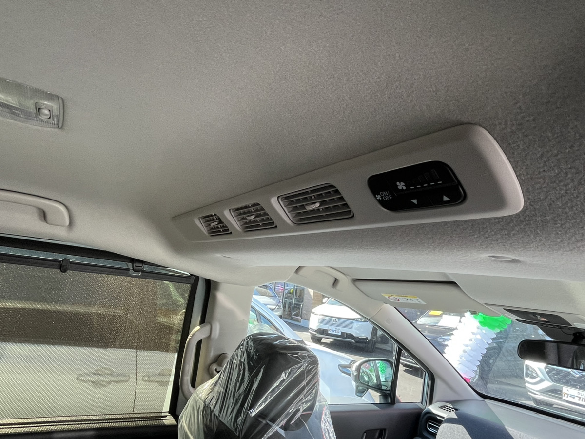 フリード　AIR　EX　６人乗り