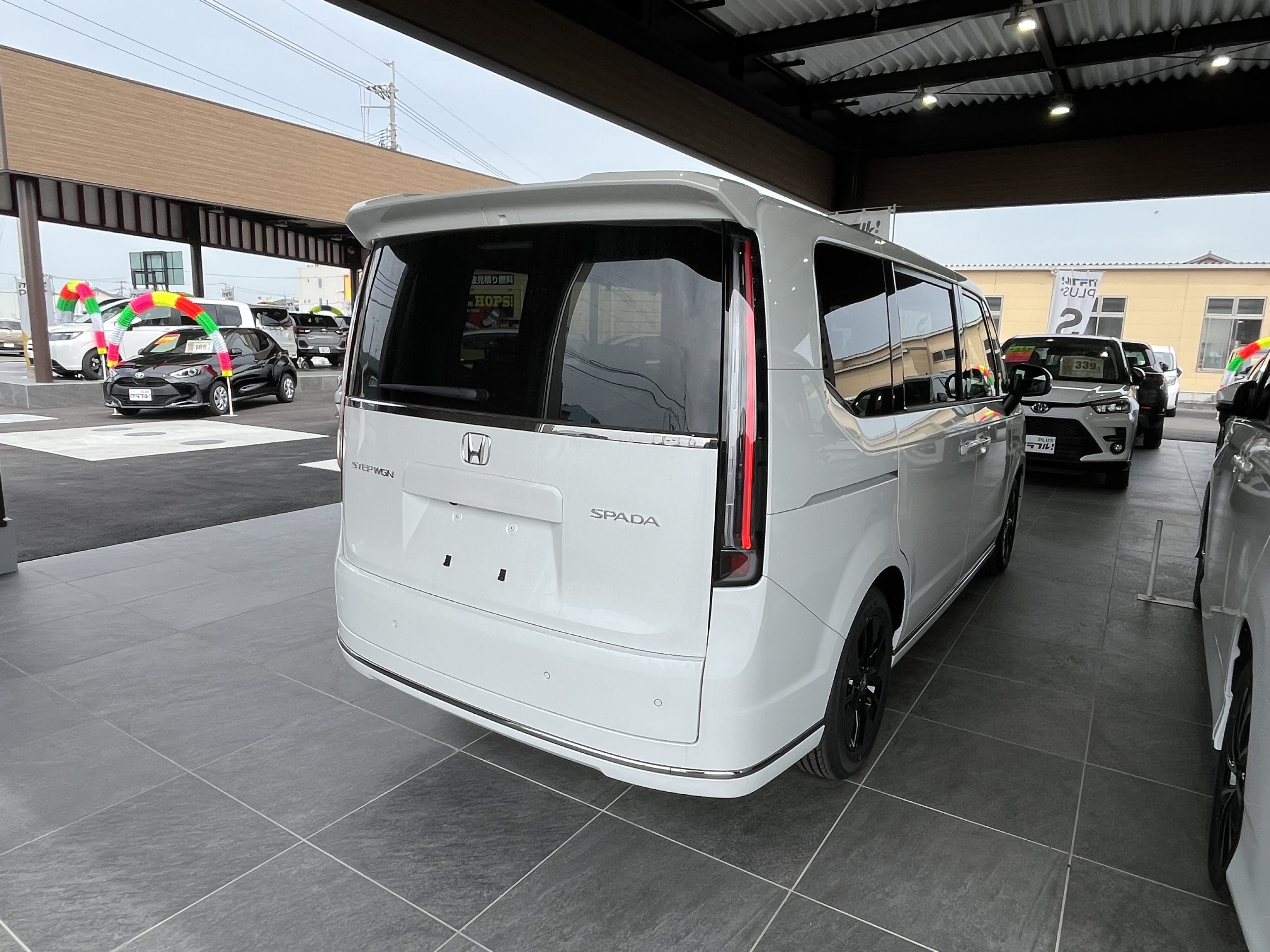 ステップワゴンスパーダ　７人乗り