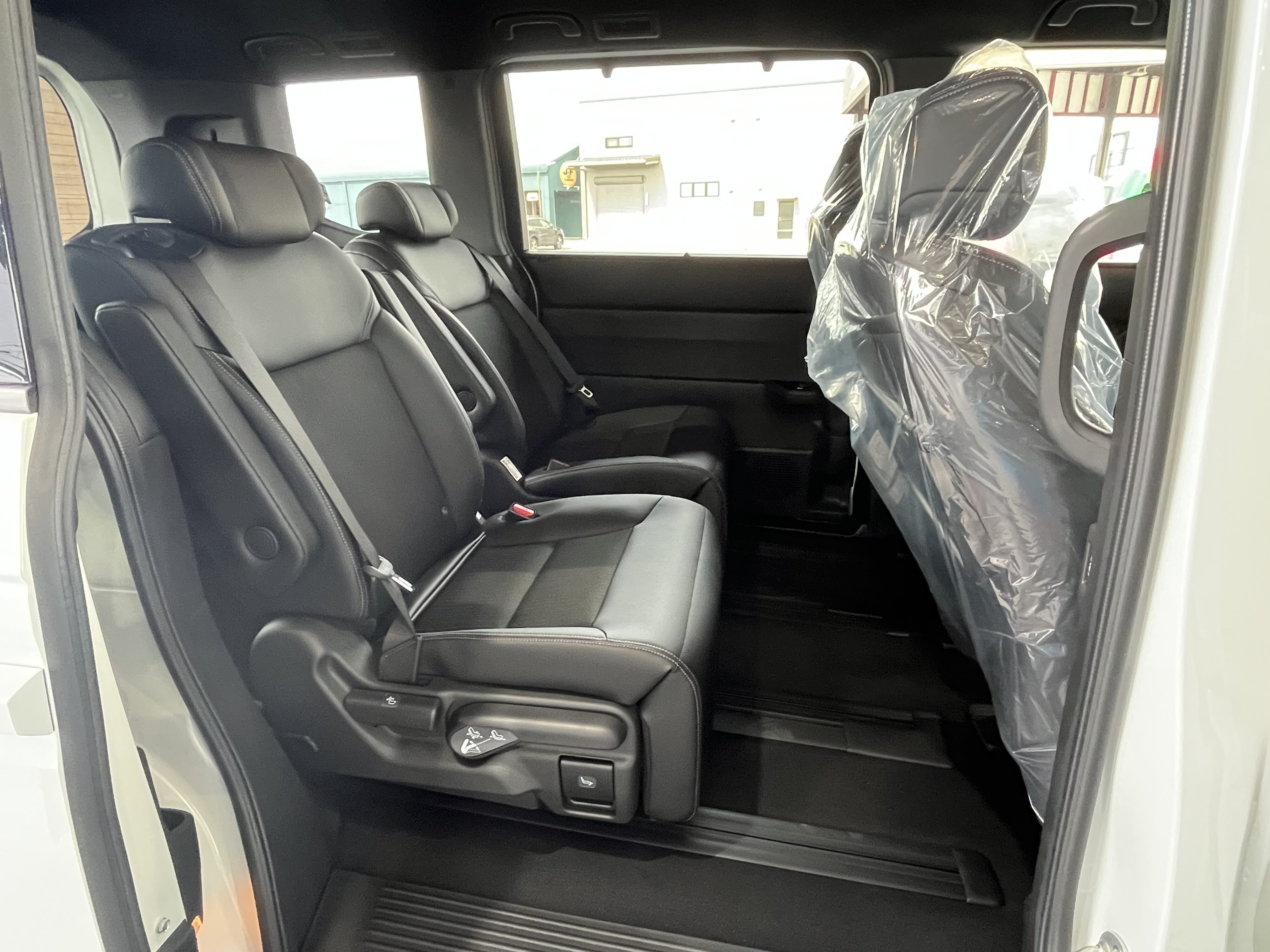 ステップワゴンスパーダ　７人乗り