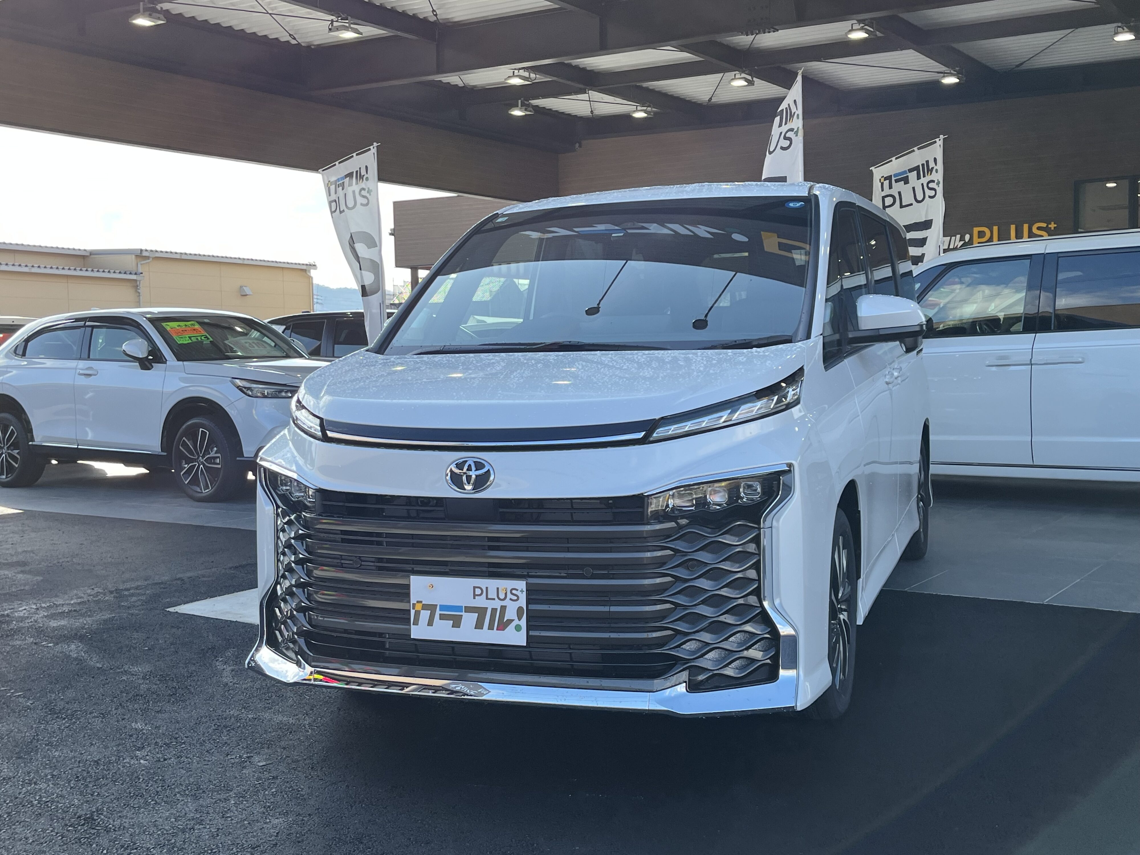 ヴォクシー　ハイブリッドS-Z　7人乗り