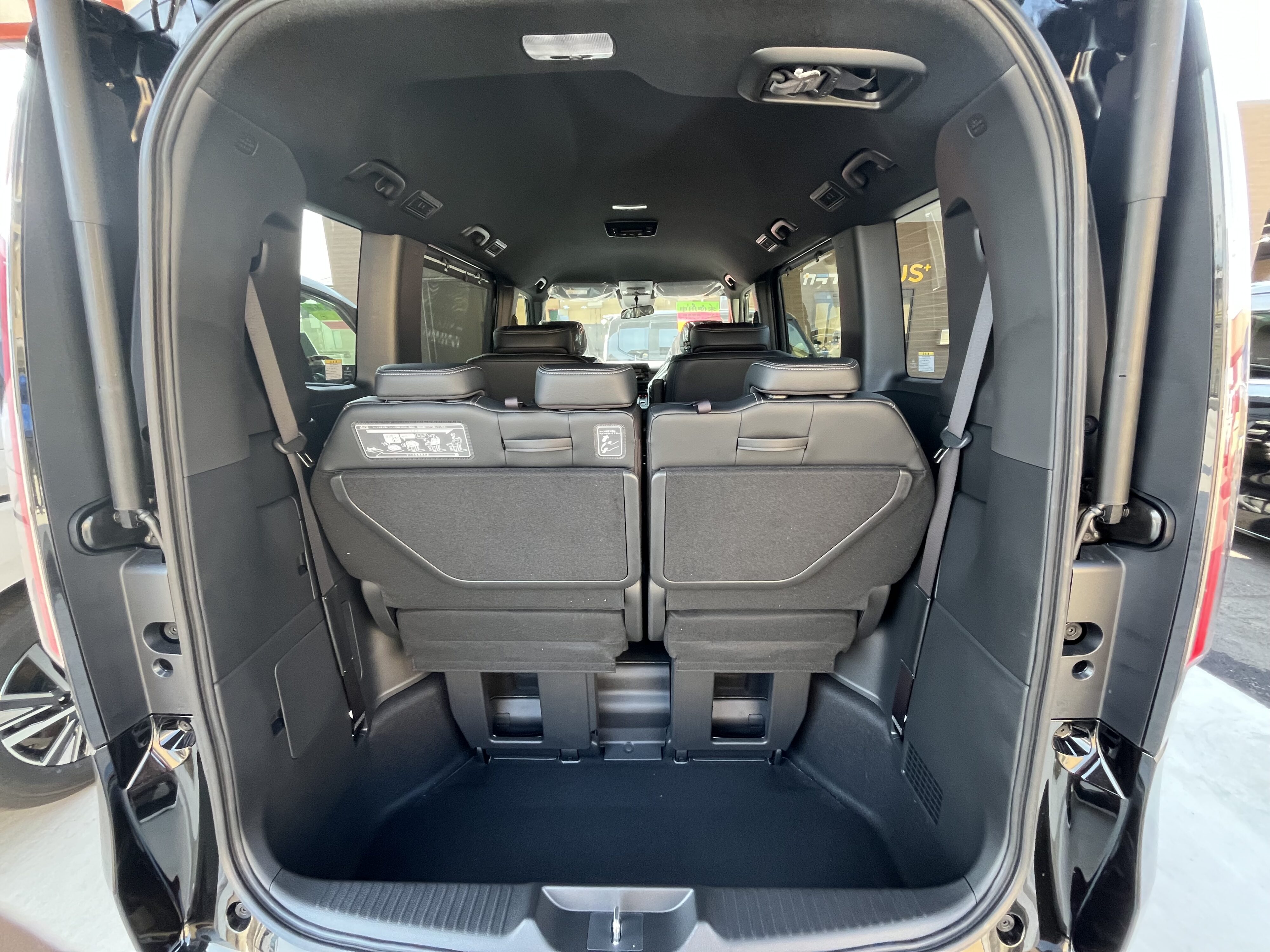 ステップワゴンスパーダ　ｅ：ＨＥＶ　