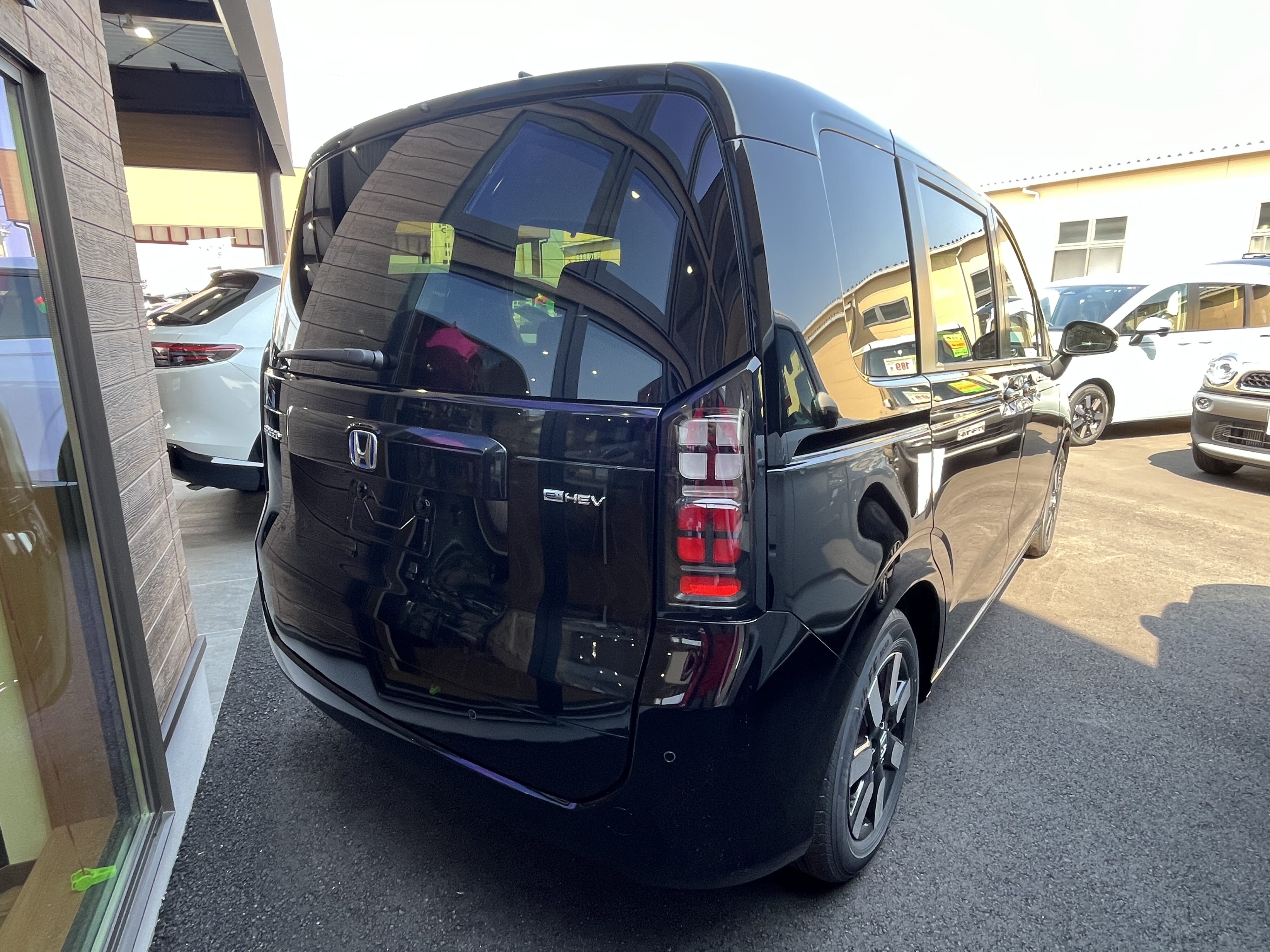 フリード　ｅ：ＨＥＶ　ＡＩＲ　ＥＸ