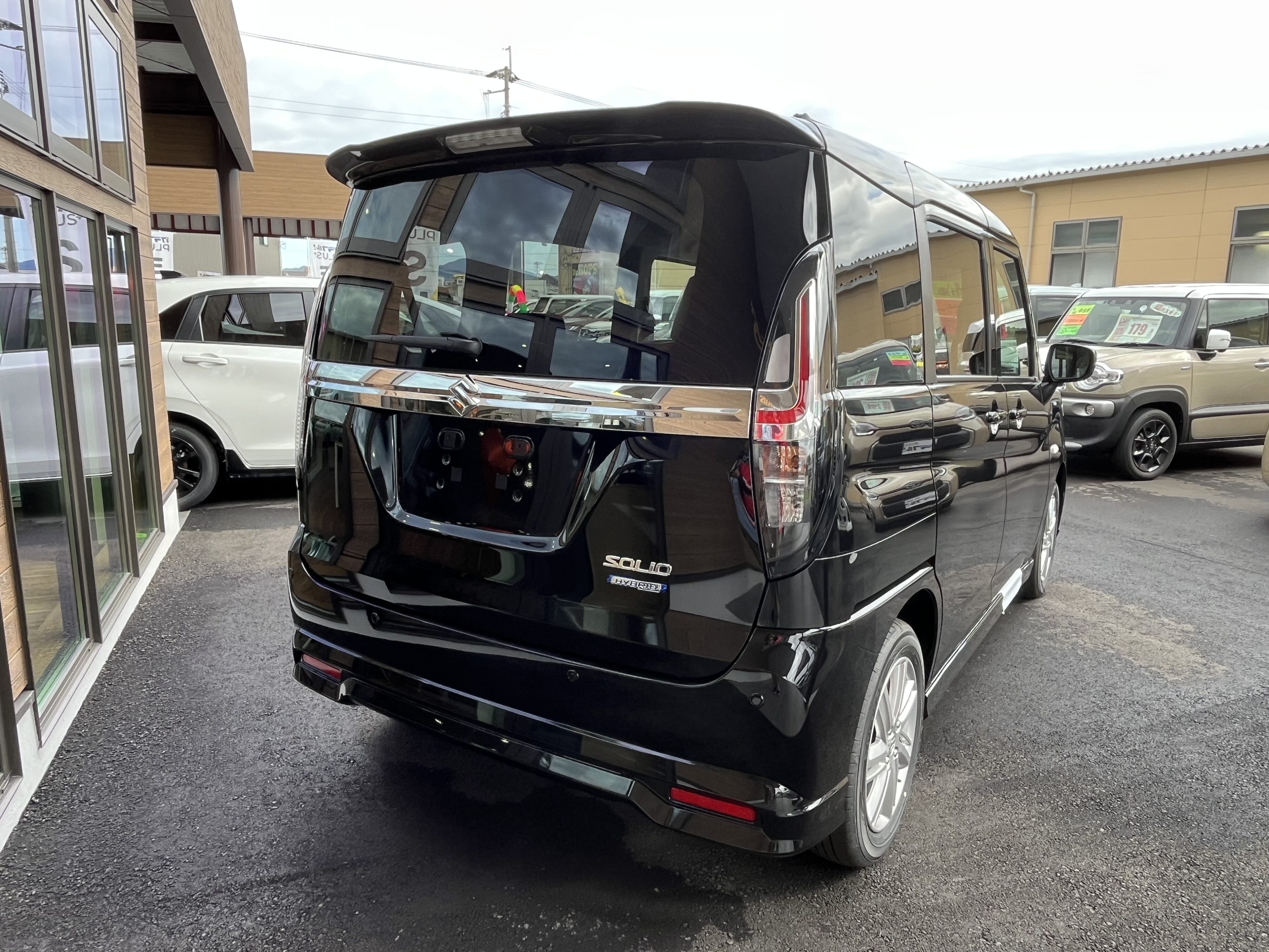 ソリオ　ハイブリッドMX