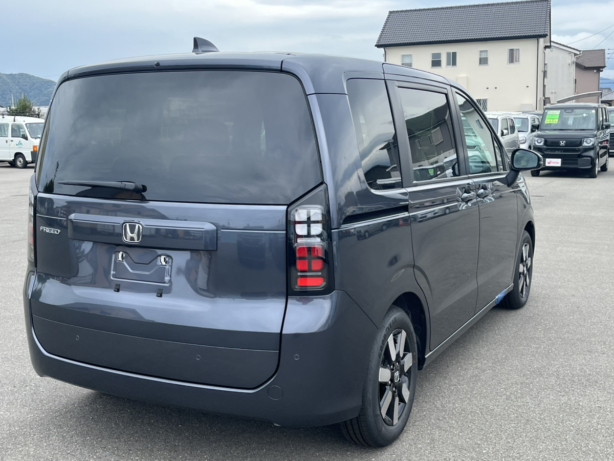 フリード　AIR　EX　６人乗り