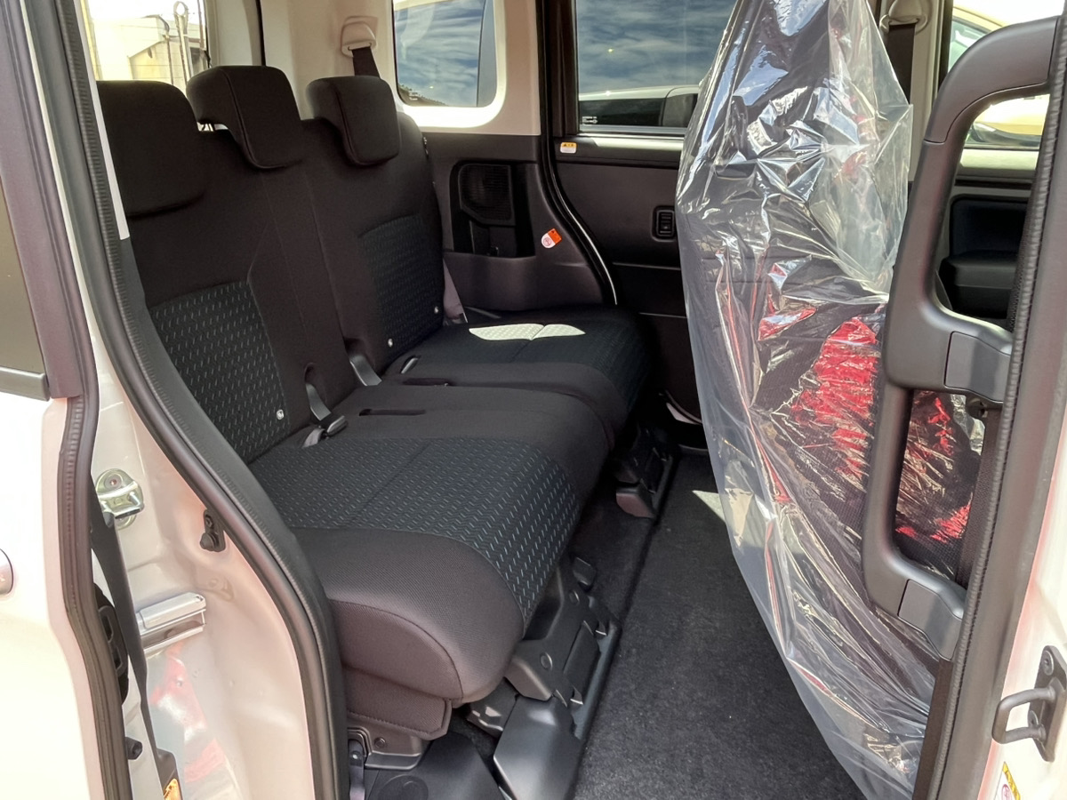 ルーミーカスタム　G