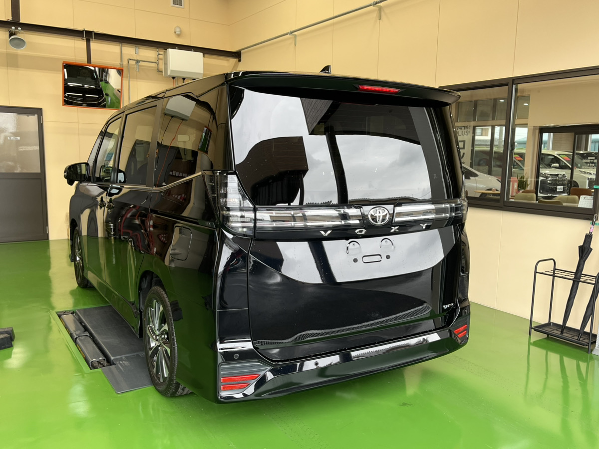 ヴォクシーS-Z　ﾊｲﾌﾞﾘｯﾄﾞ　快適パッケージ