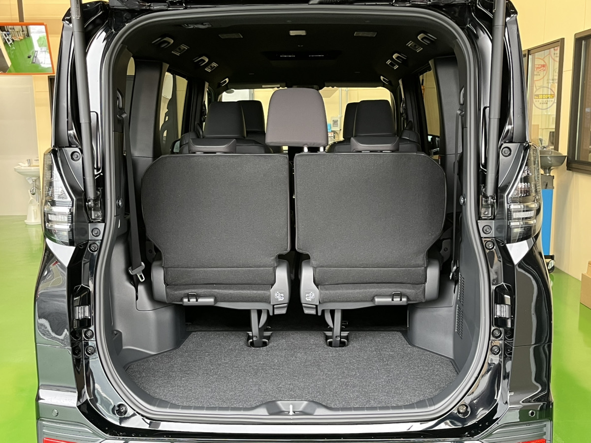 ヴォクシーS-Z　ﾊｲﾌﾞﾘｯﾄﾞ　快適パッケージ