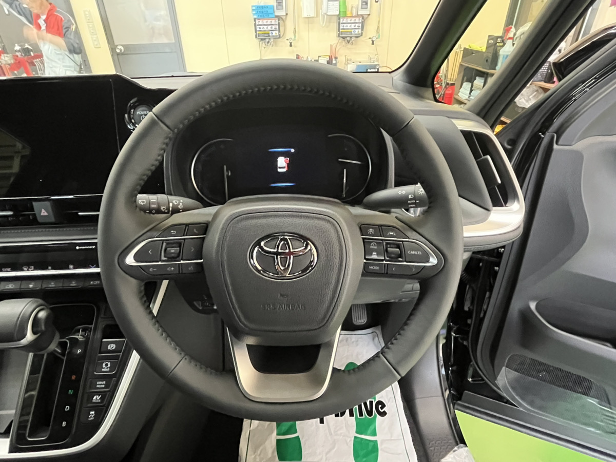 ヴォクシーS-Z　ﾊｲﾌﾞﾘｯﾄﾞ　快適パッケージ